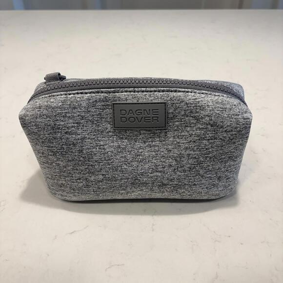 Dagne Dover Handbags - Dagne Dover Hunter Small Neoprene Toiletry Bag Heathered Grey Gray Travel EUC
